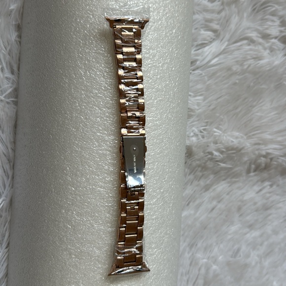 Michael Kors Apple Watch Rose Goldtone Stainless Steel & Crystal
Bracelet - Picture 12 of 15